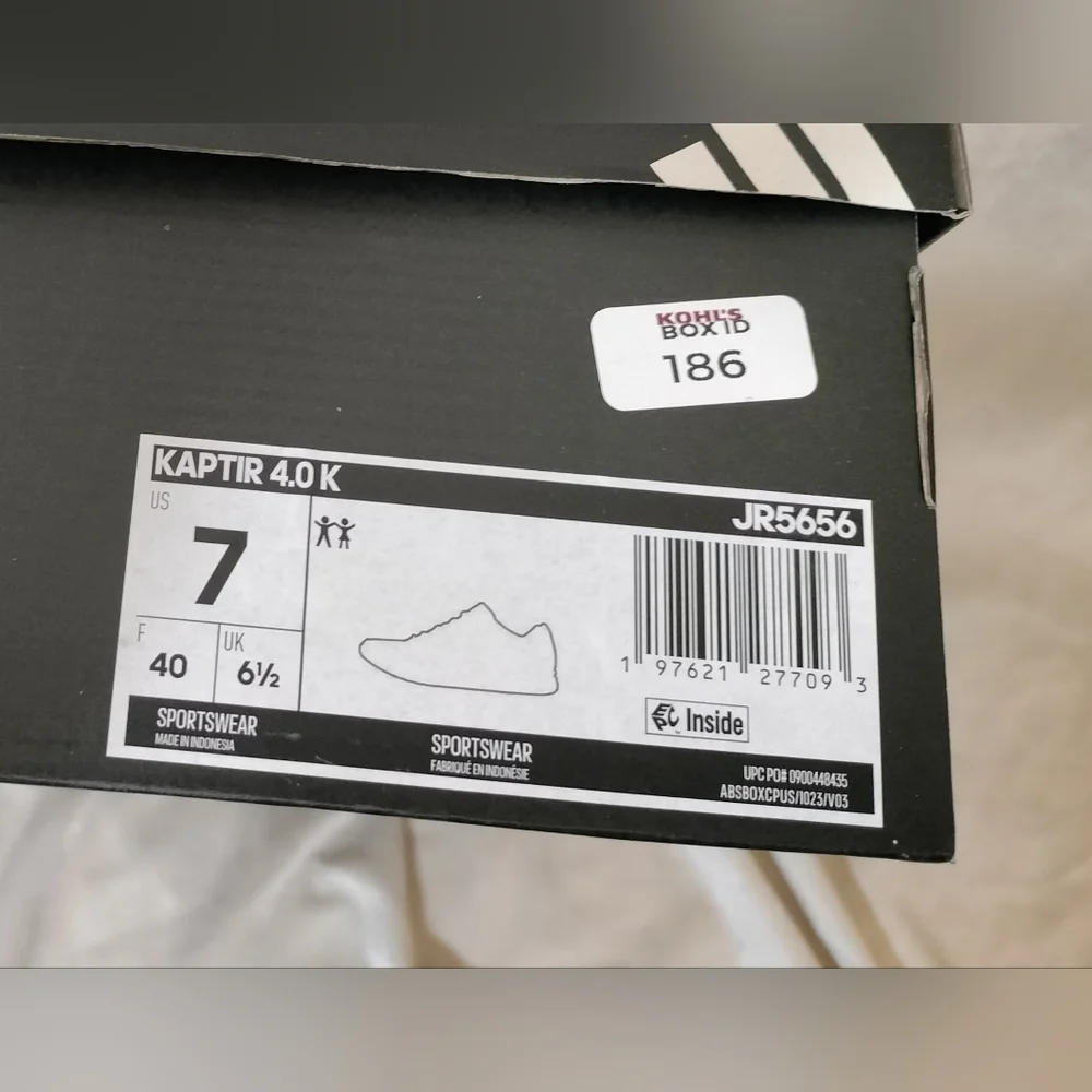 NIB! Adidas Kaptir 4.0K. Size 7 Youth/Women's Size 8.5